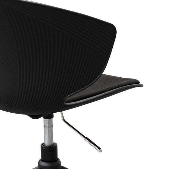 Betrillo Office Chair - Full Black Office Chair LF-Core   