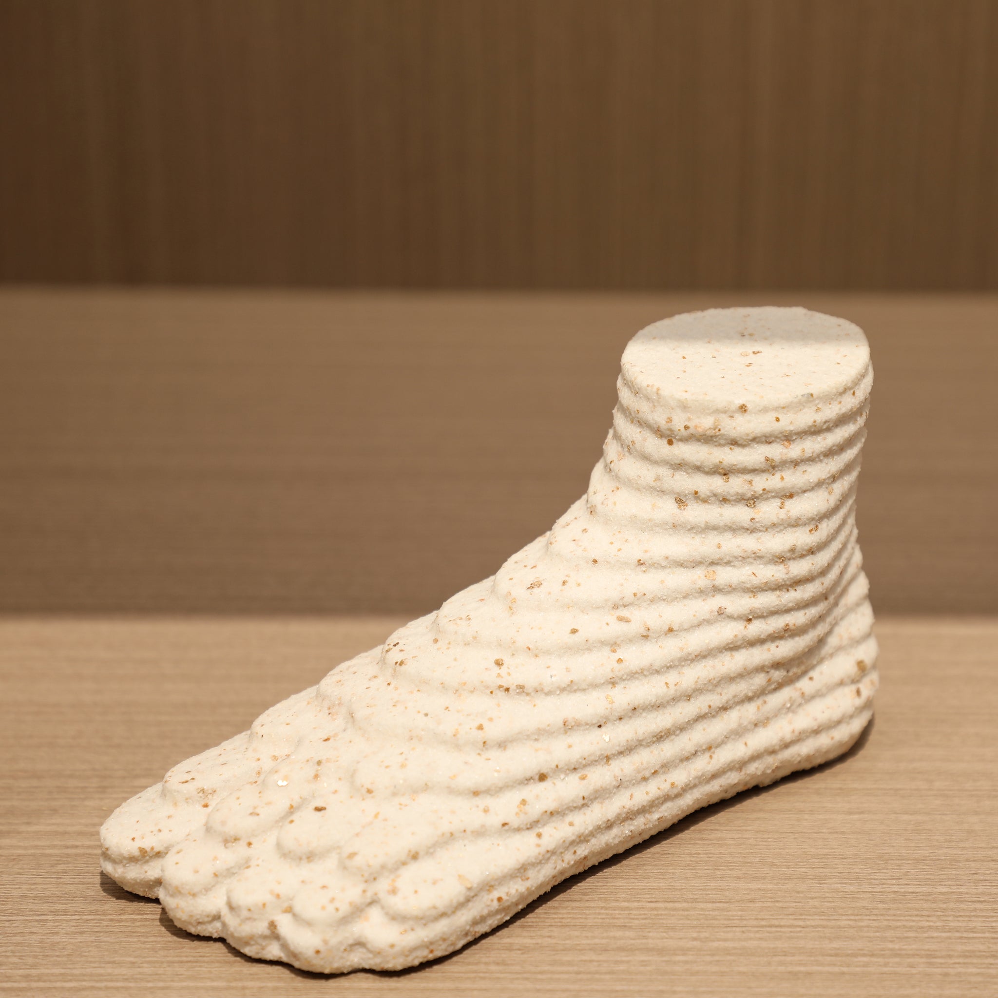 Sandy Feet Sclupture - White Homewares Floco-Core