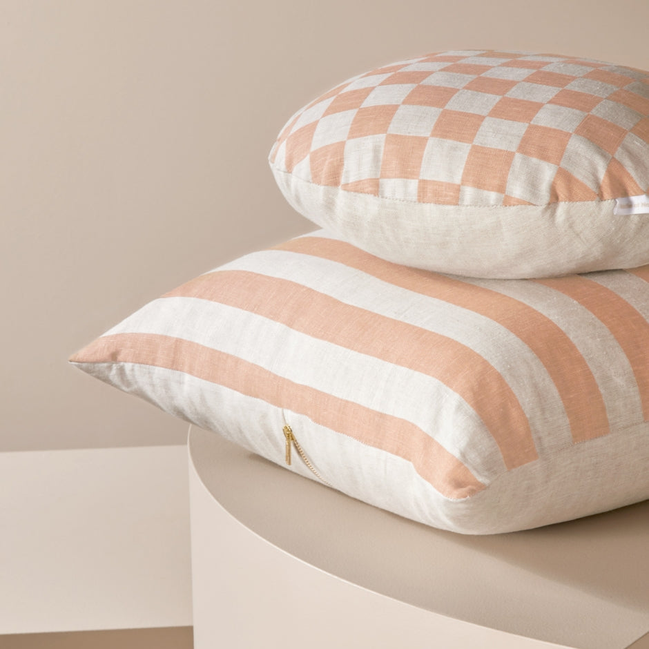 Ex Display - Check 40cm Round Cushion - Rose with Feather Insert Cushion Warran-Local