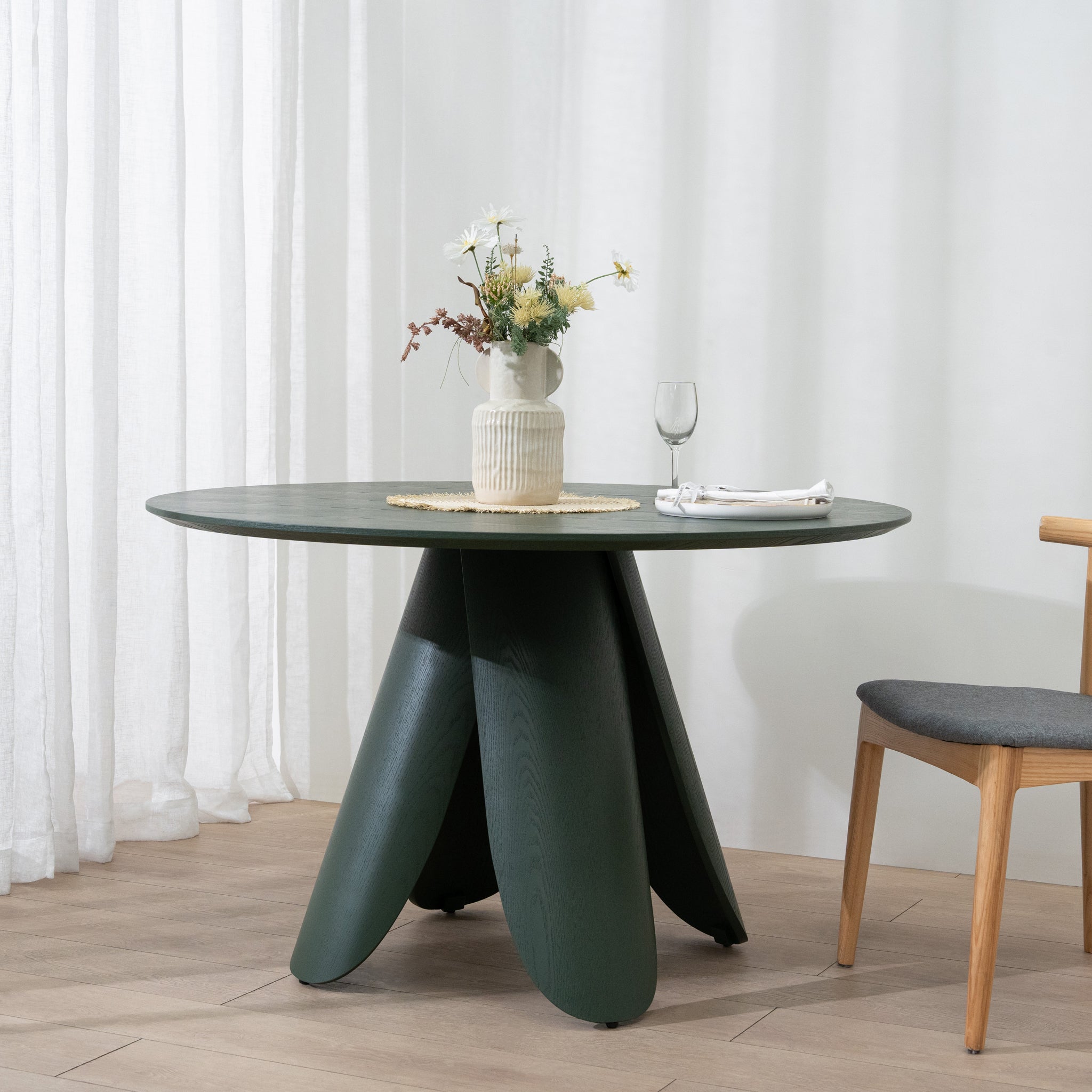 Tira Round Dining Table - Green Dining Table Swady-Core