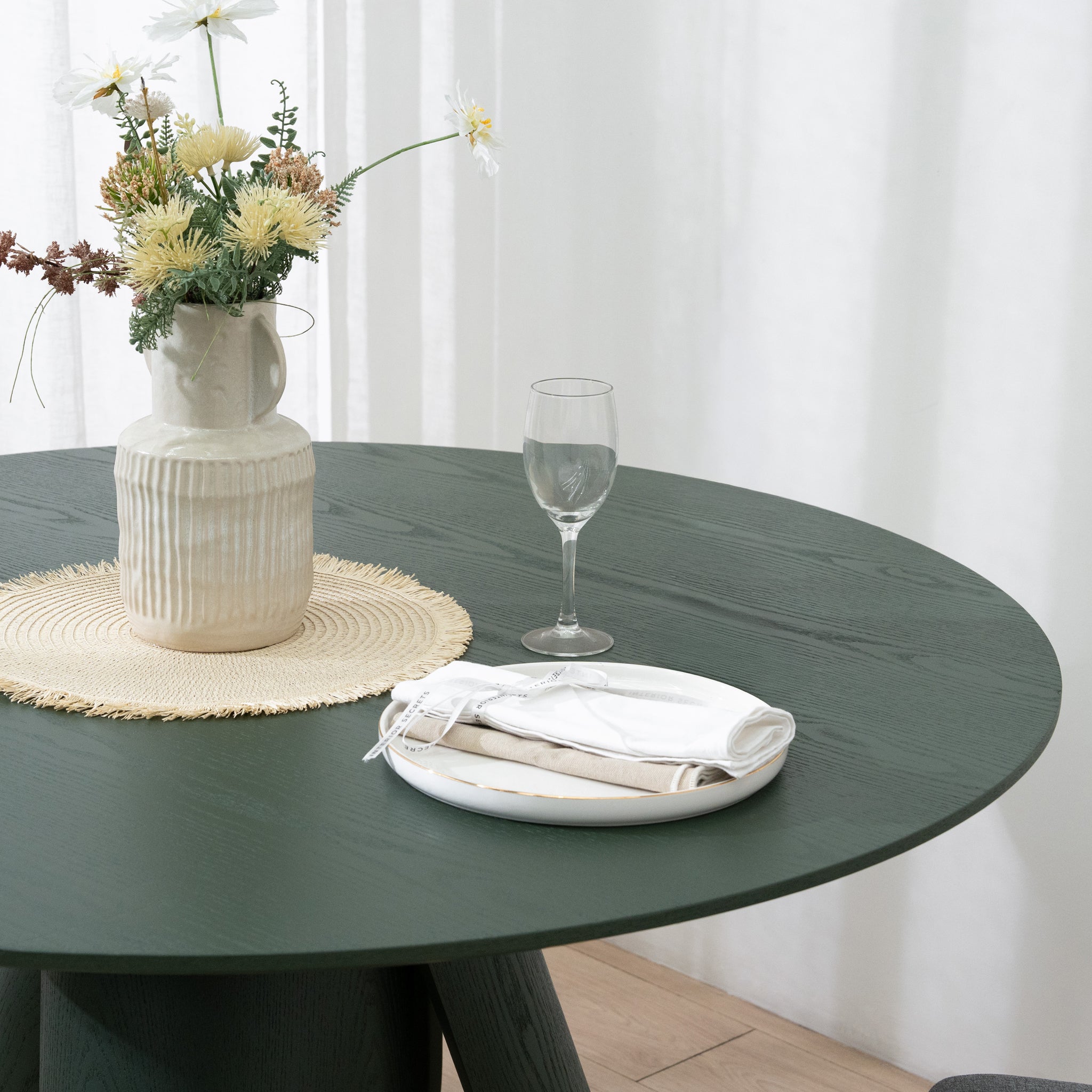 Tira Round Dining Table - Green Dining Table Swady-Core