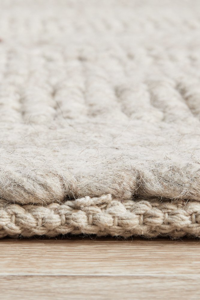 Hand Braided Beige Rug - 280 x 190cm Rug UN Rugs-Local   