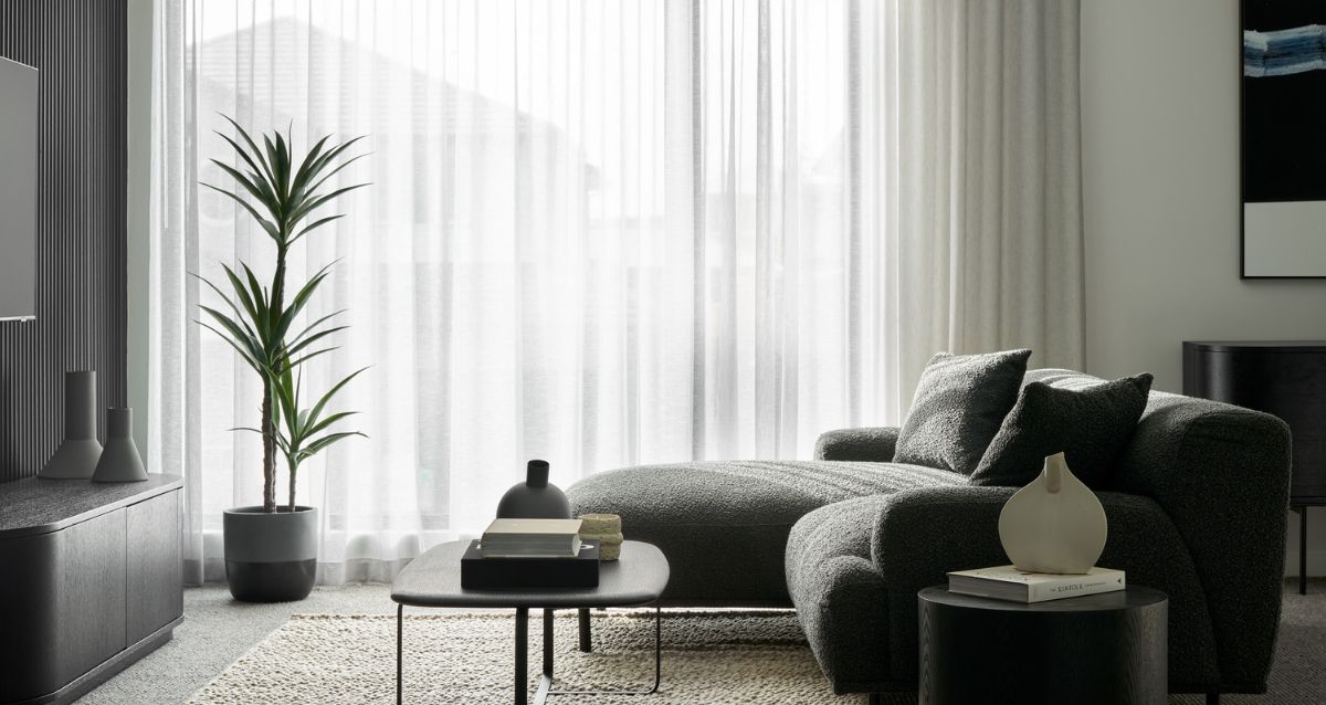 Jasleen Right Chaise Sofa - Charcoal Boucle - Last One Chaise Lounge Casa-Core