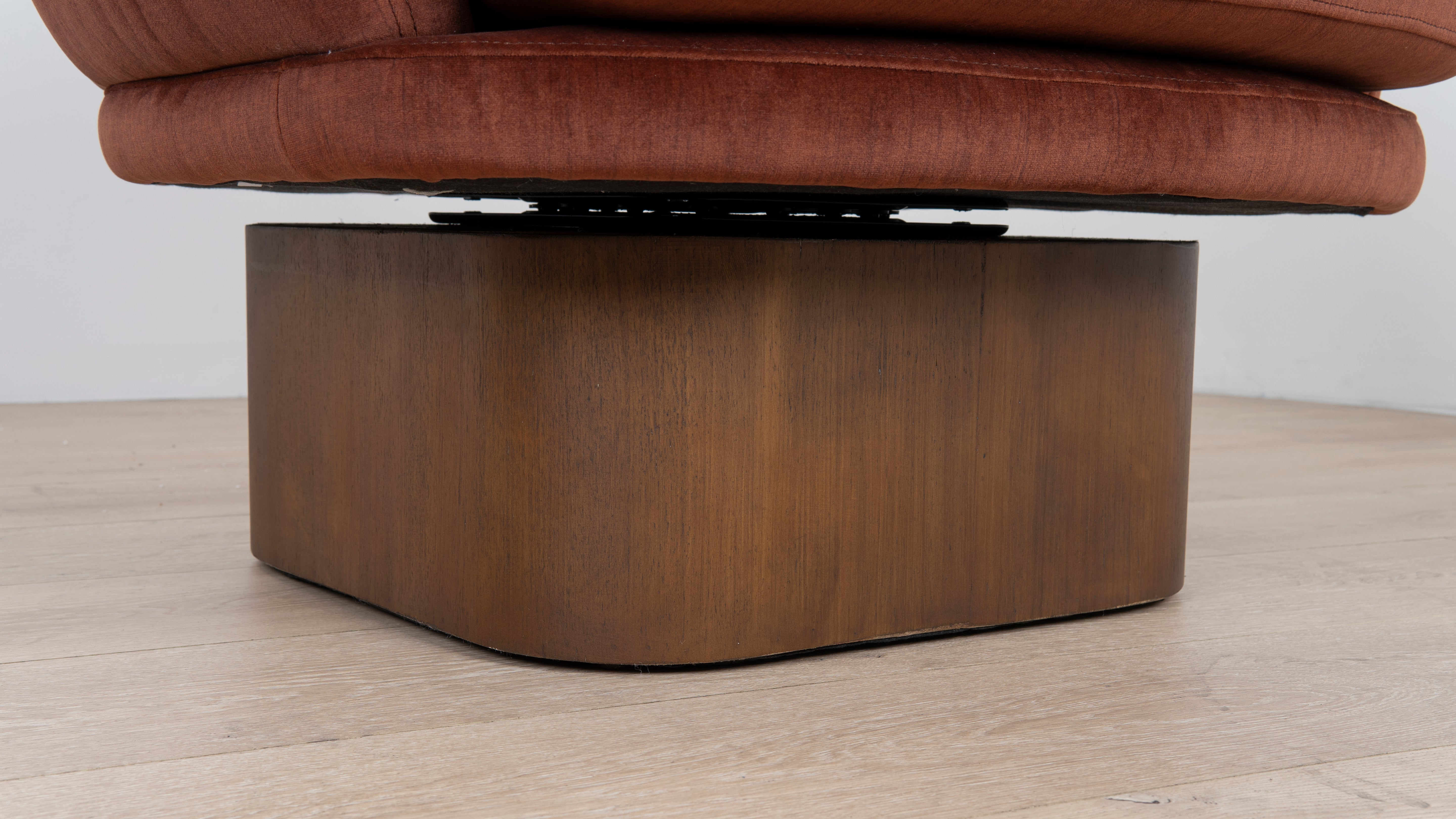 Odin Fabric Swivel Armchair - Soft Rust Armchair Casa-Core