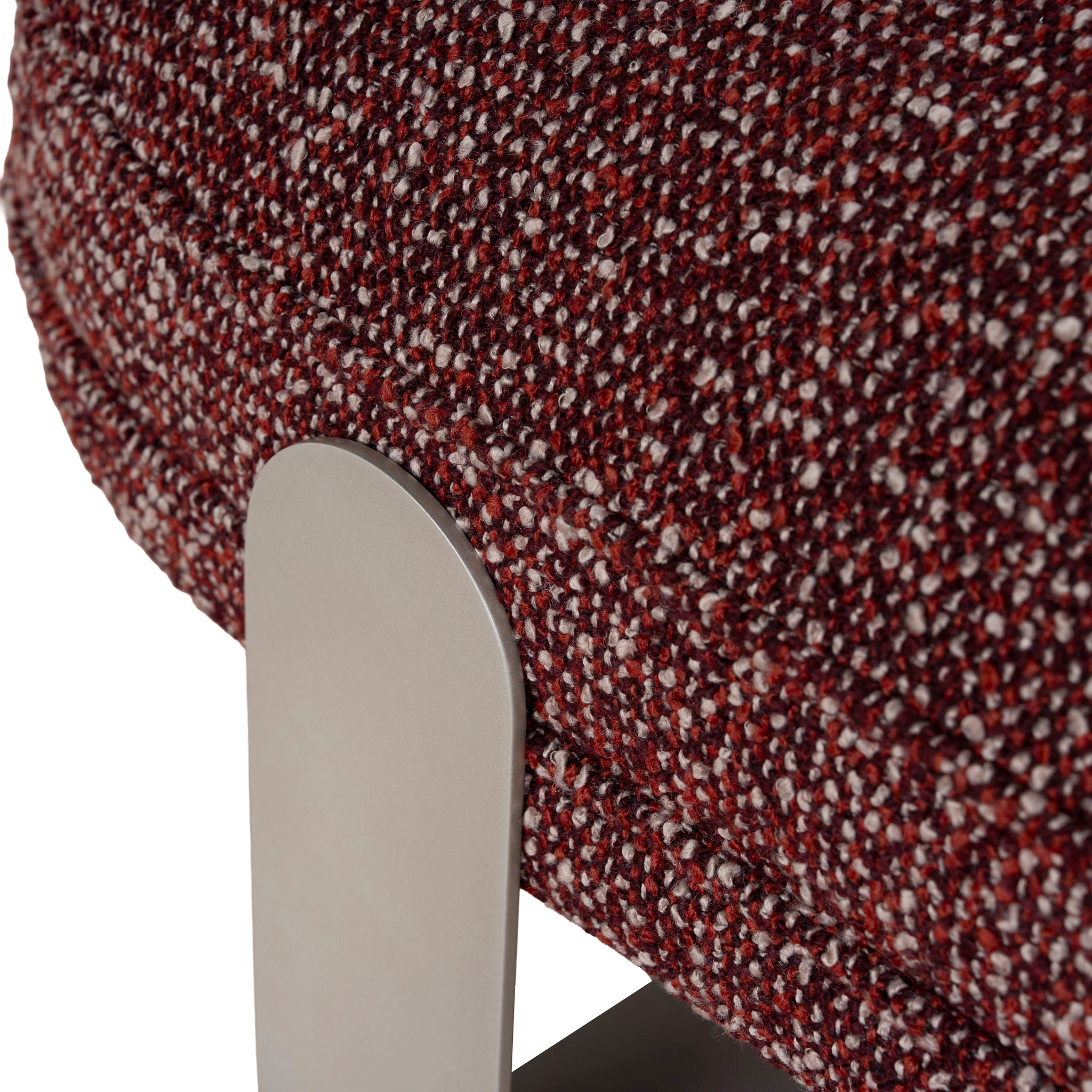 Callistia 1.5m Long Bench Seat - Autumn Red Bench IGGY-Core