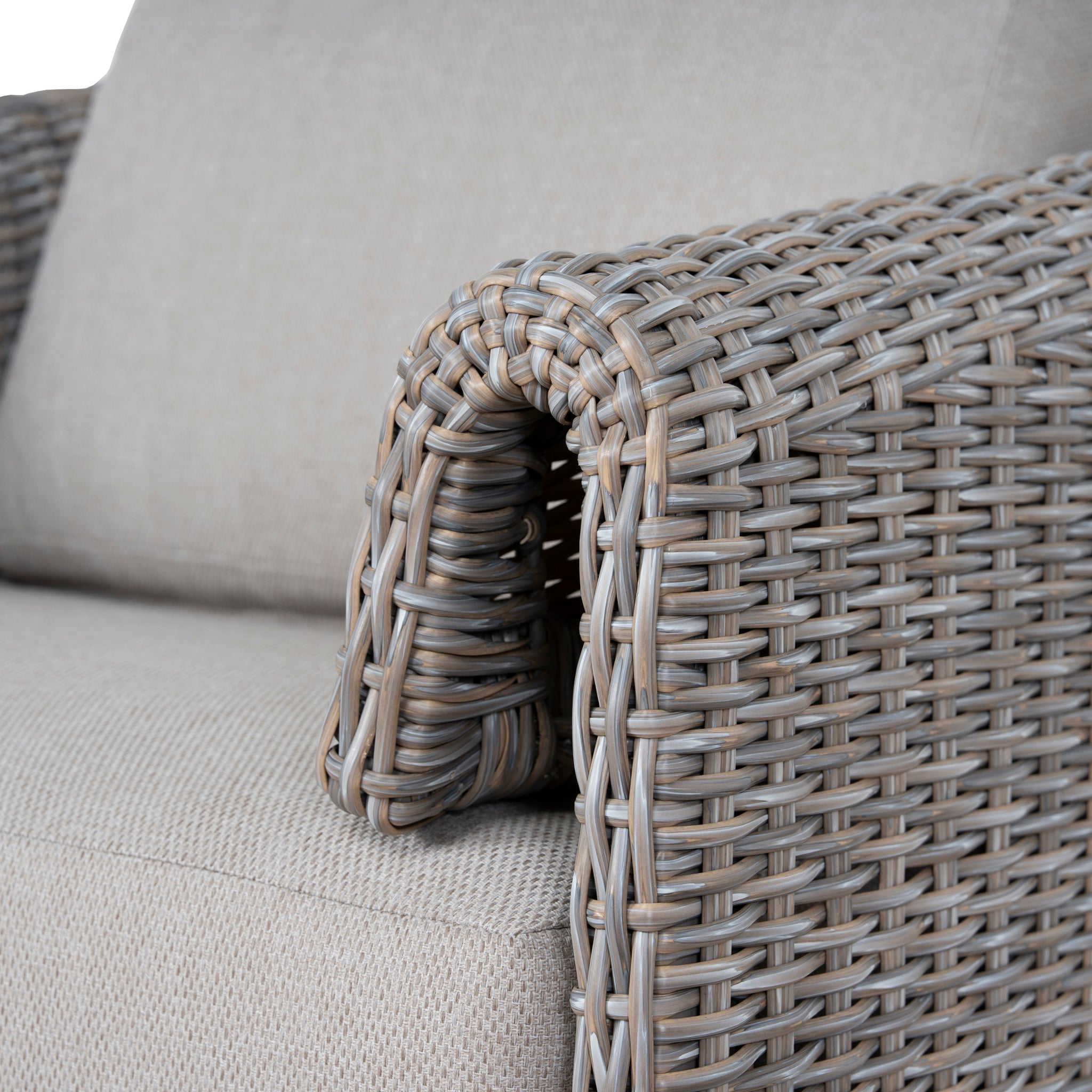 Rivana Outdoor Armchair - Light Brown Outdoor Chair Eminem-Core