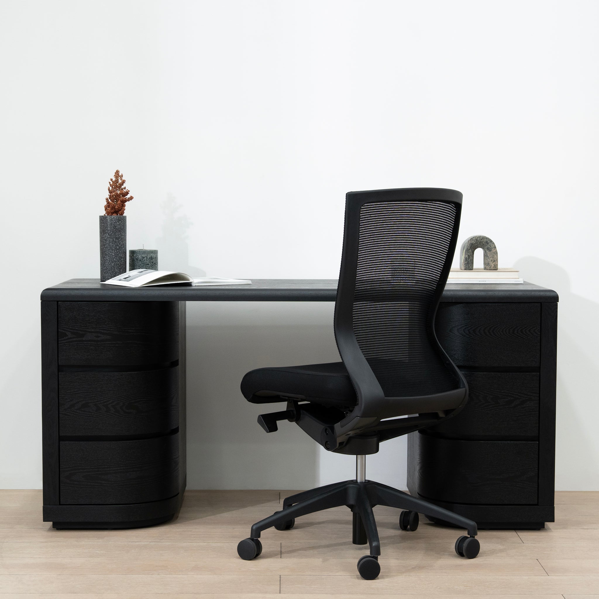 Aiza 1.6m Office Desk - Full Black Office Desk Dwood-Core