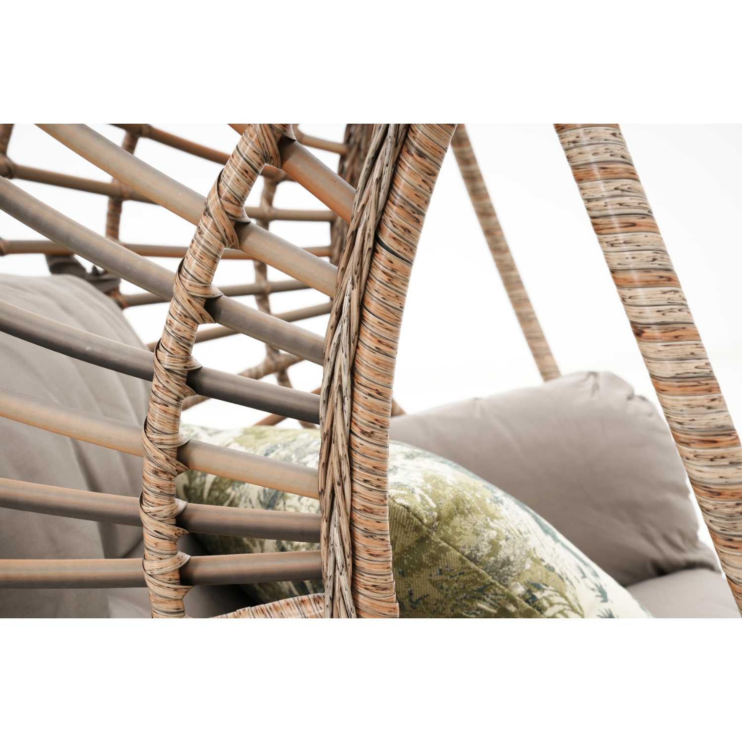Robin Wicker Outdoor Swivel Chair - Natural Outdoor Chair Nesty-Local