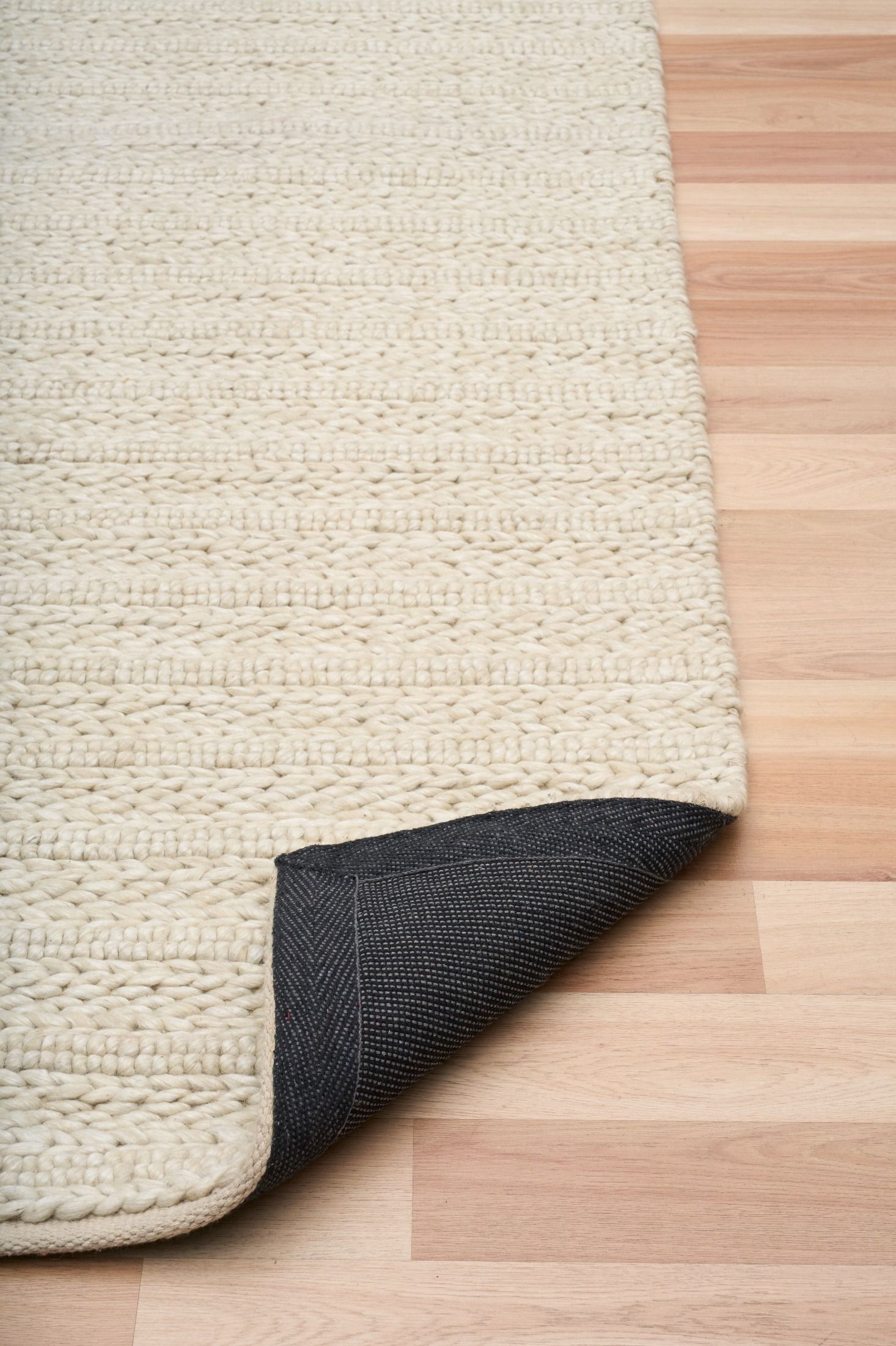 Vallis Wool Rug Rug Mos-Local