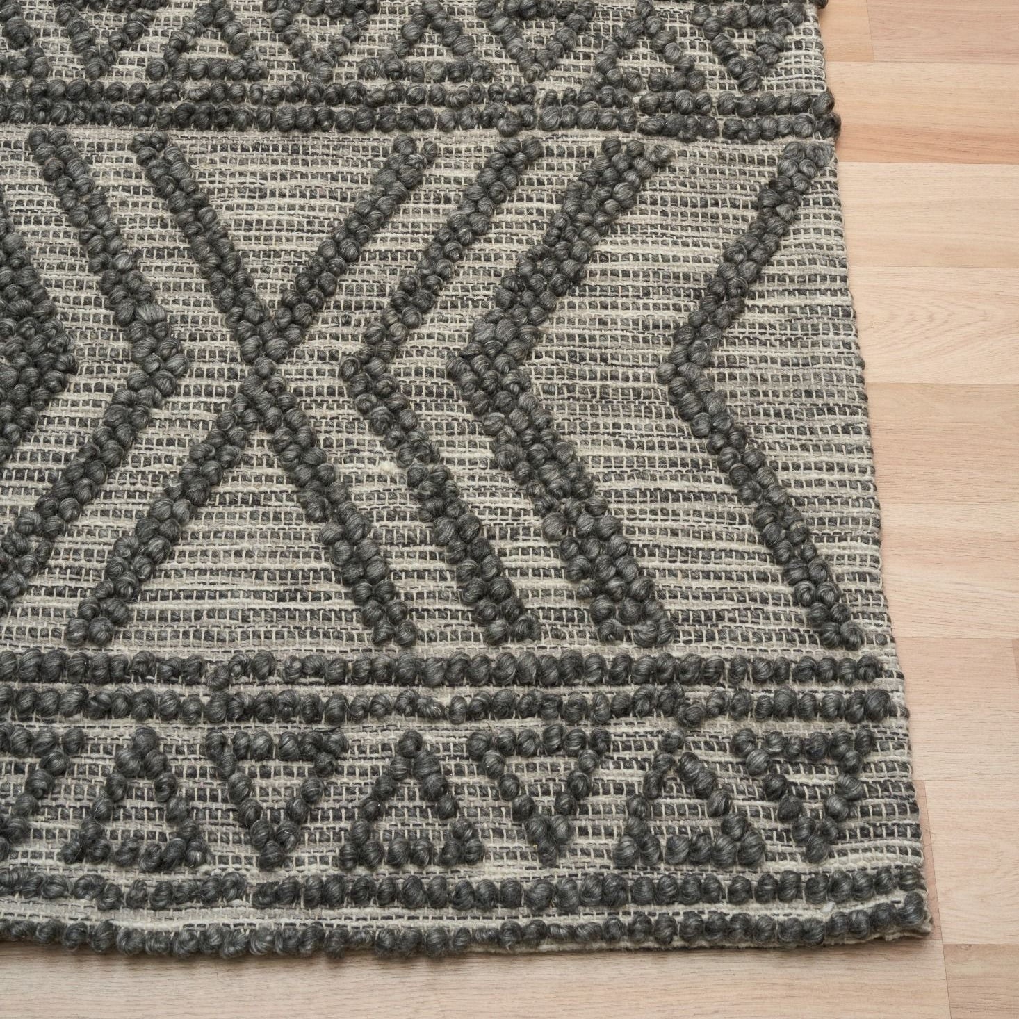 Amelia Tribal Textured Hypo-Allergenic Wool Rug - Charcoal Rug Mos-Local
