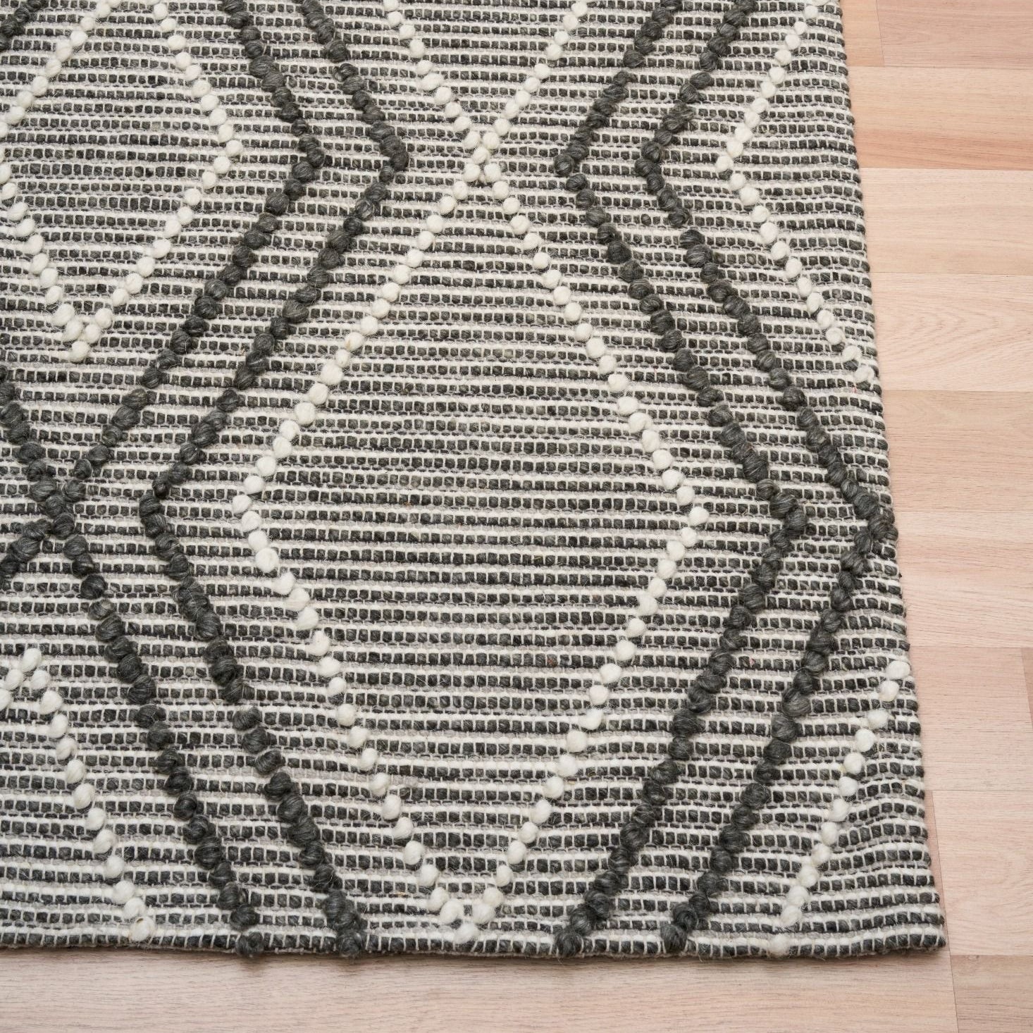 Amelia Boho Textured Hypo-Allergenic Wool Rug - Charcoal Rug Mos-Local