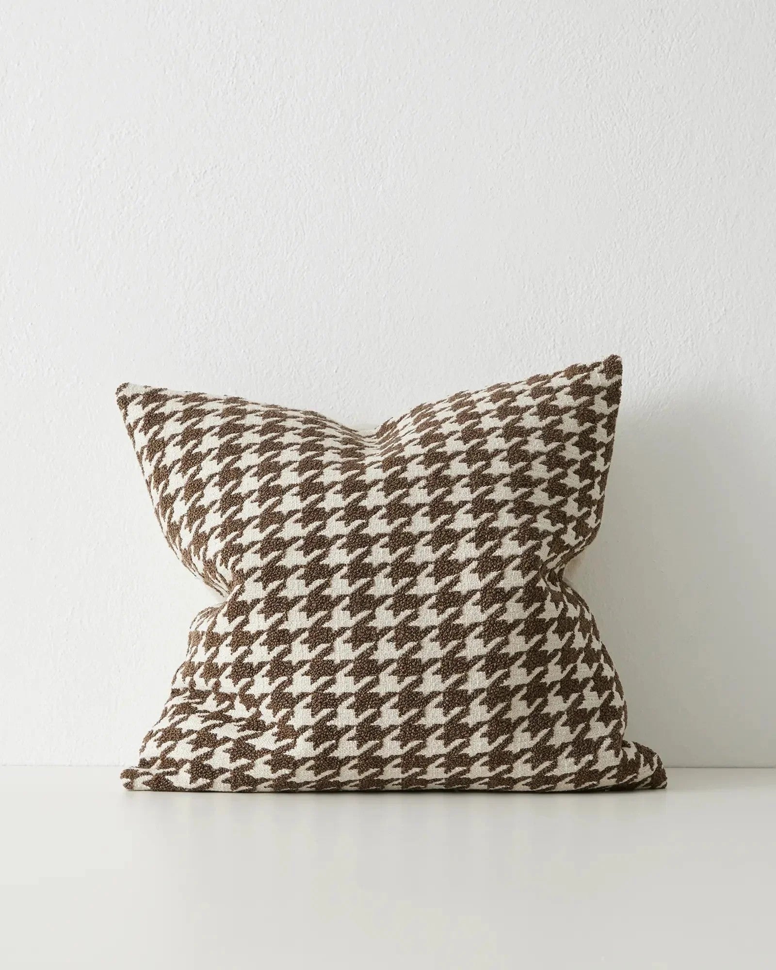 Weave Giovanni 50cm Cushion Cushion Weave-Local Polyester Giovanni Cocoa