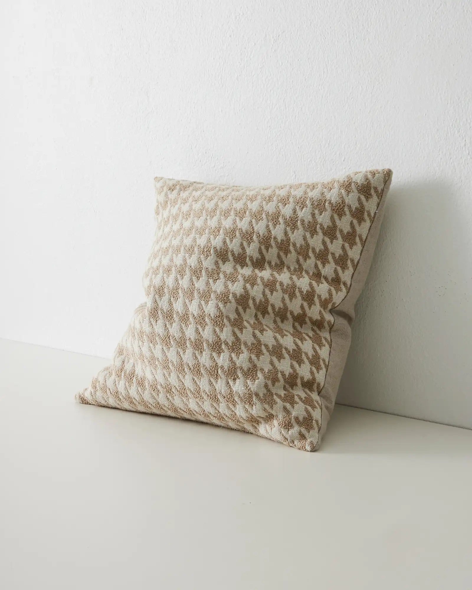 Weave Giovanni 50cm Cushion Cushion Weave-Local