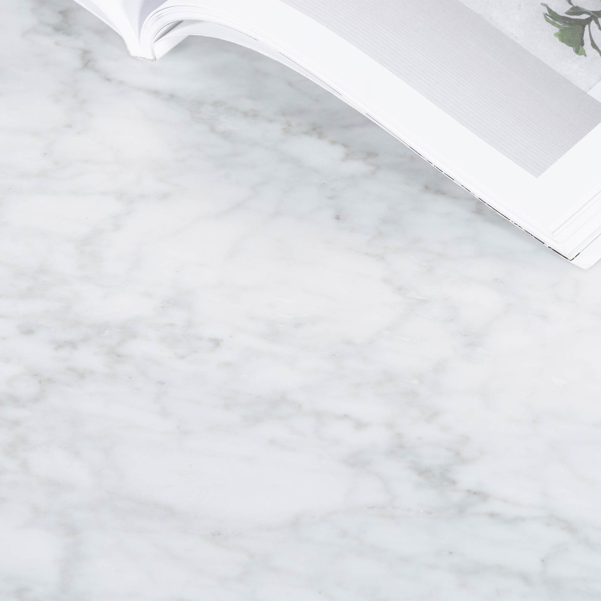 Hunter 100cm Round Marble Coffee Table with Black Legs Coffee Table Swady-Core   